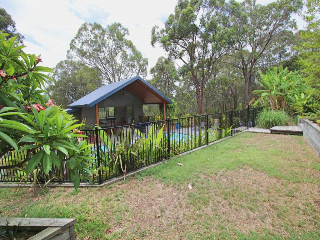40 Toonang Drive, Tea Gardens ⋆ Hawks Nest Beach Realty Holiday