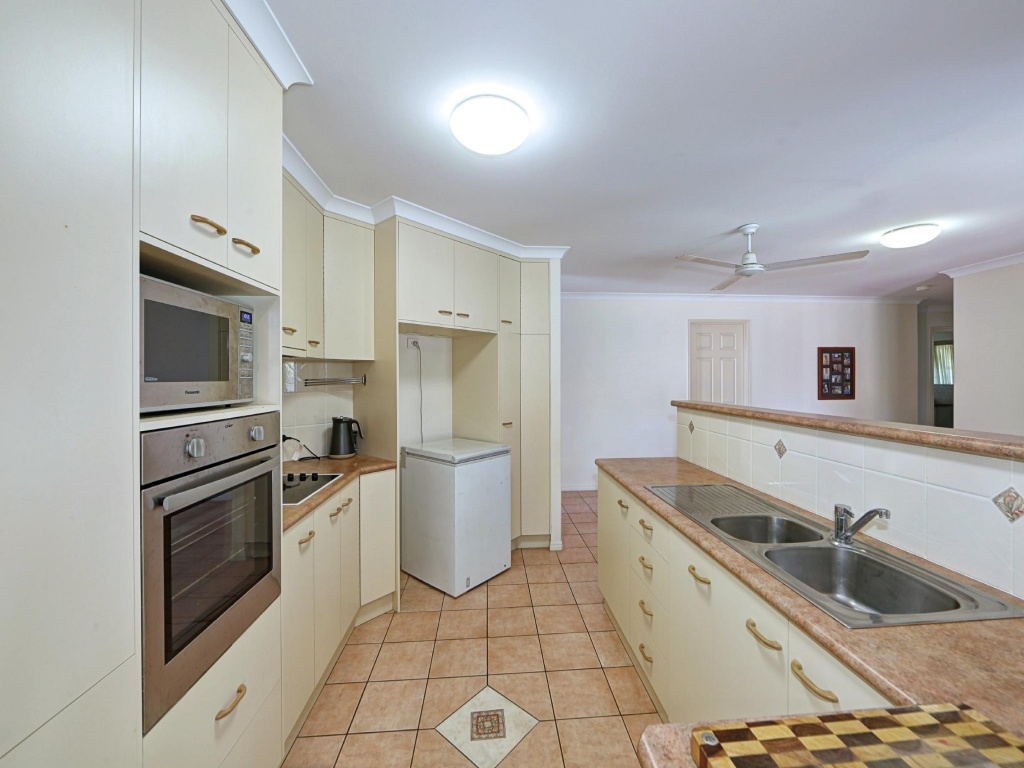 8 Elkington Avenue , Bargara, Bargara - Thumbnail 5