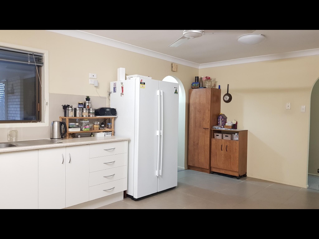 12 Murphy Court, Avenell Heights, Avenell Heights - Thumbnail 7