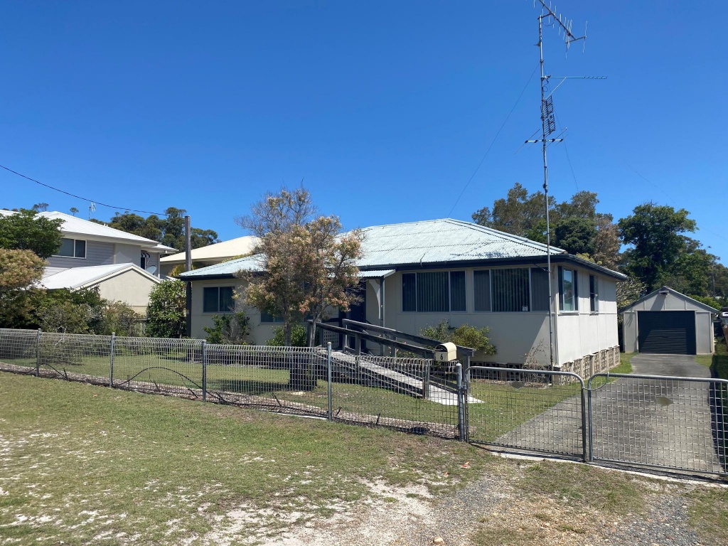 6 Moola Street Tea Gardens Hawks Nest Properties