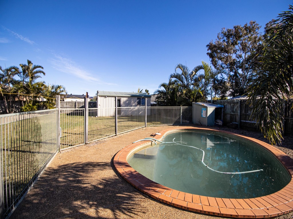16 Poinciana Drive, Innes Park, Innes Park - Thumbnail 5