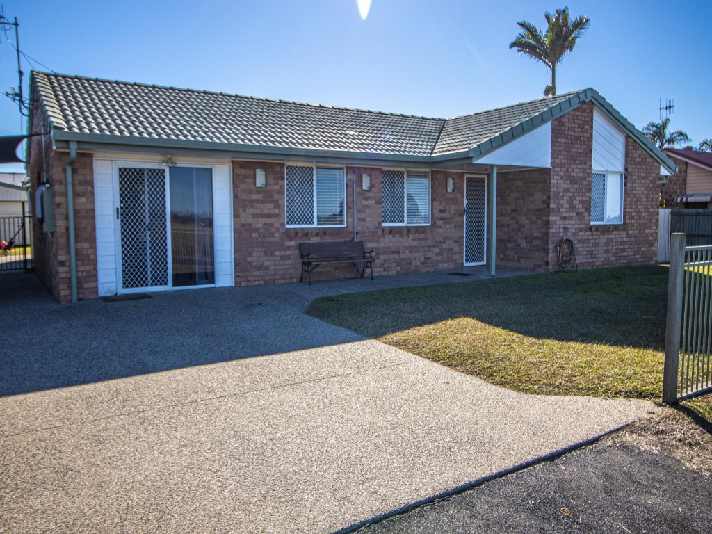 16 Poinciana Drive, Innes Park, Innes Park - Thumbnail 6