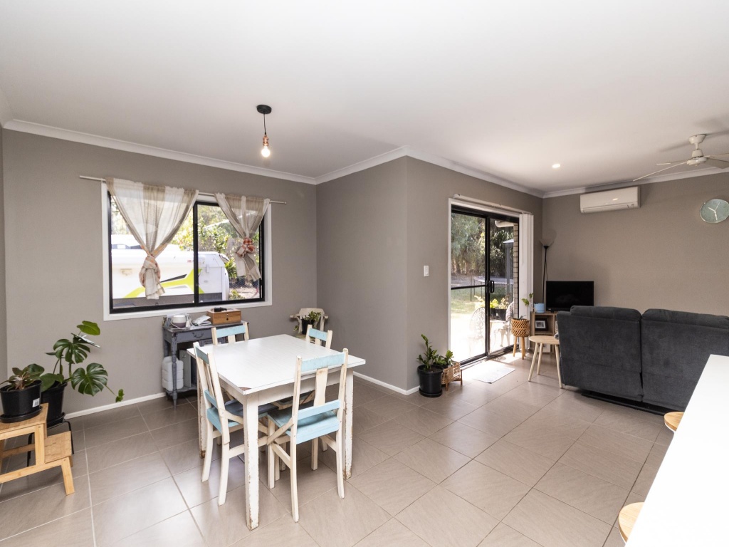 20 Palm View Drive , Moore Park Beach, Moore Park Beach - Thumbnail 7