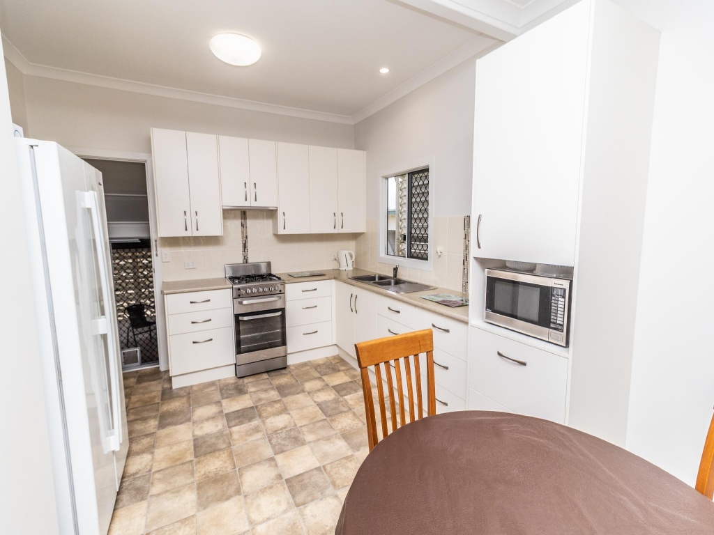 23 Collins Street, Bundaberg East, Bundaberg East - Thumbnail 6
