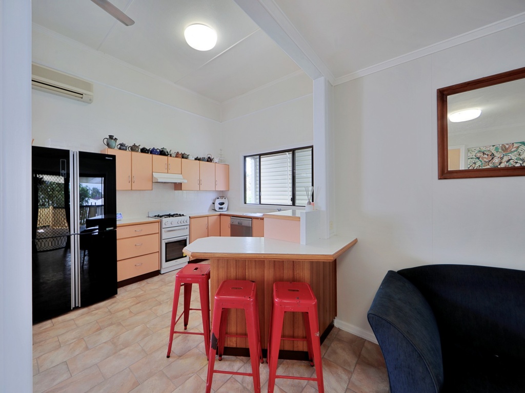 12 Keiran Place, Bundaberg East, Bundaberg East - Thumbnail 7