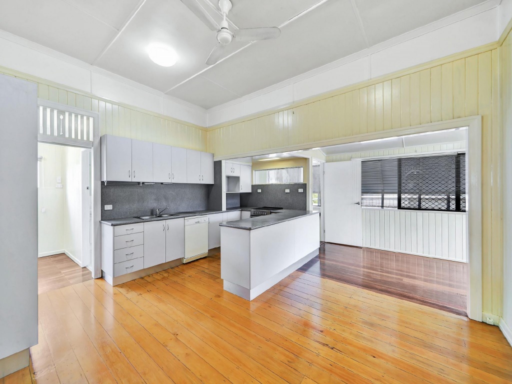 35 Hinkler Avenue, Bundaberg North, Bundaberg North - Thumbnail 6
