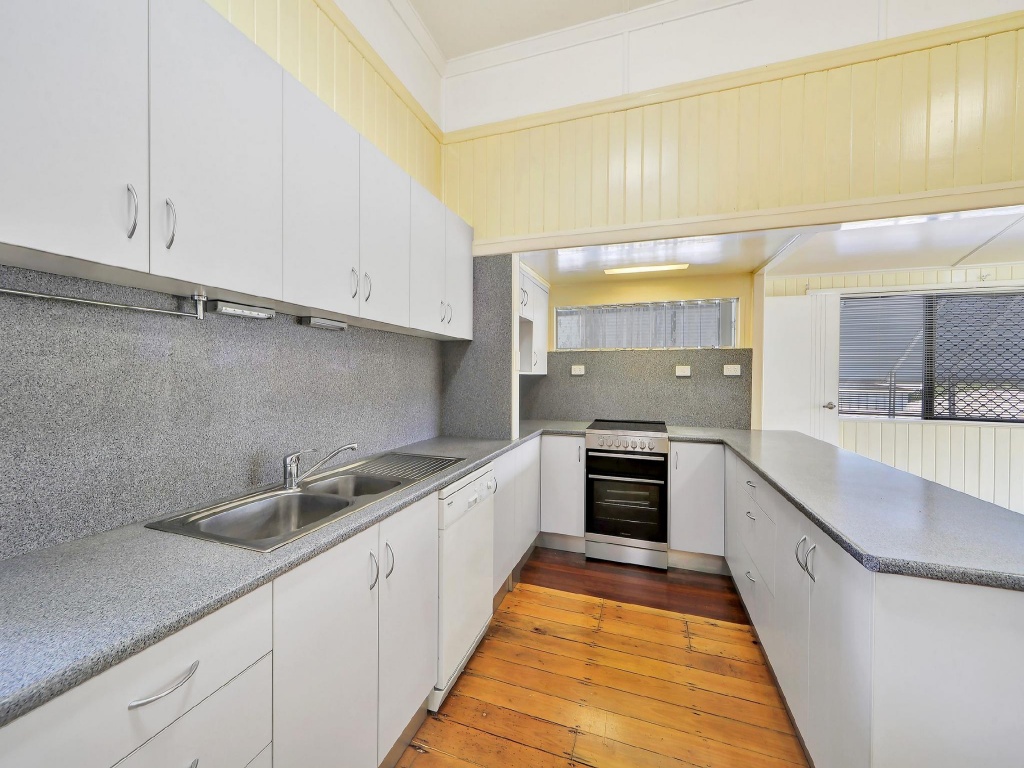 35 Hinkler Avenue, Bundaberg North, Bundaberg North - Thumbnail 7