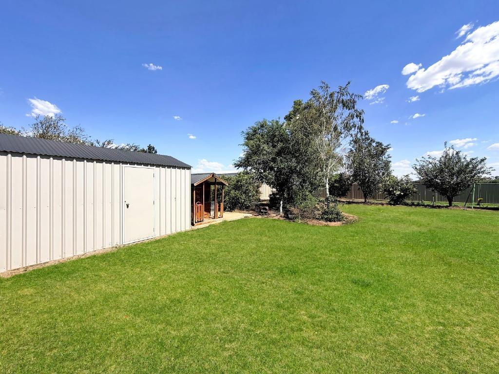 56 Lillypilly Road, LEETON, Leeton - Thumbnail 2