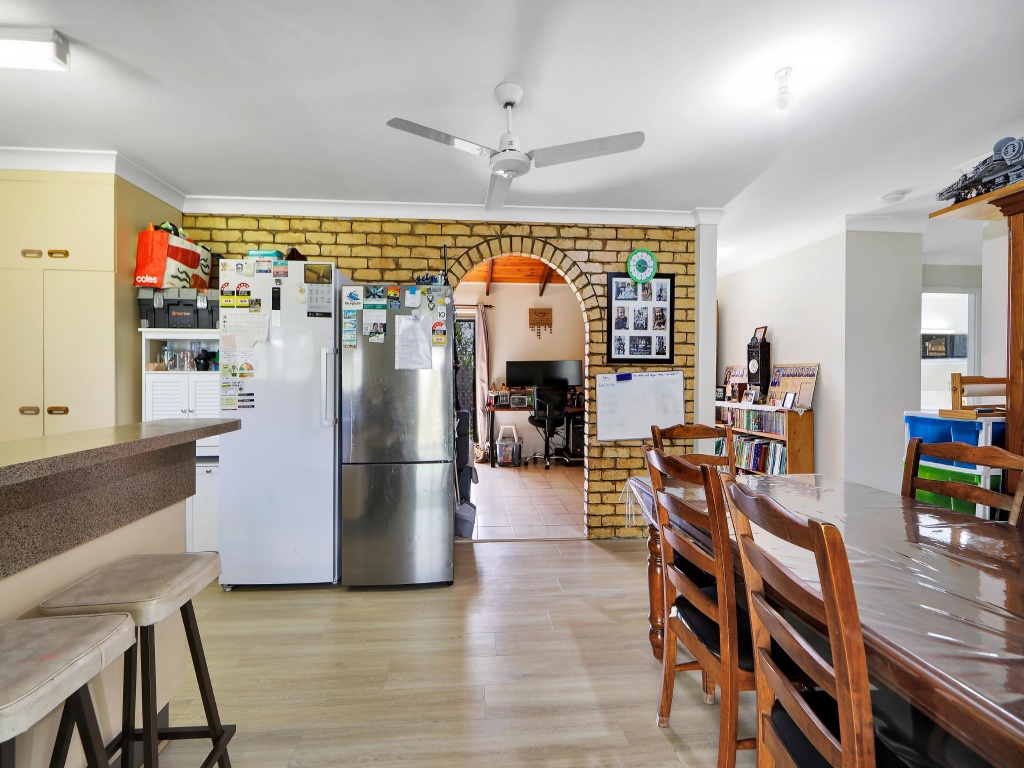 5 Gammie Court, Avenell Heights, Avenell Heights - Thumbnail 6