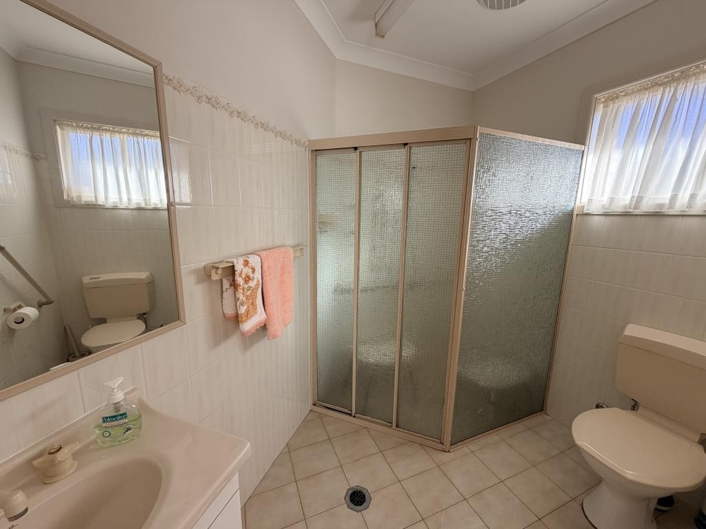 11 Yarran Street, LEETON, Leeton - Thumbnail 6