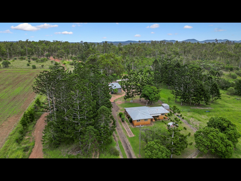 304 South Bucca Road, Bucca, Bucca - Thumbnail 5