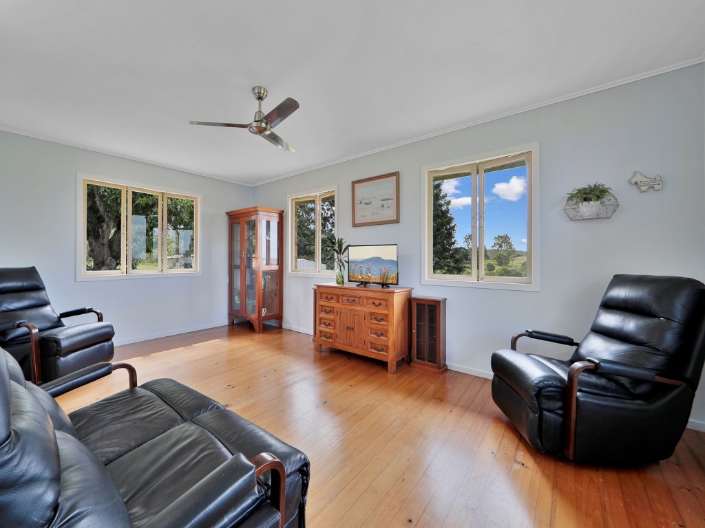 304 South Bucca Road, Bucca, Bucca - Thumbnail 7